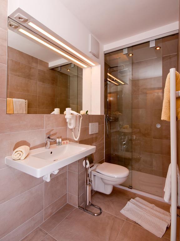 Hotel Neuwirt Finkenberg Zewnętrze zdjęcie