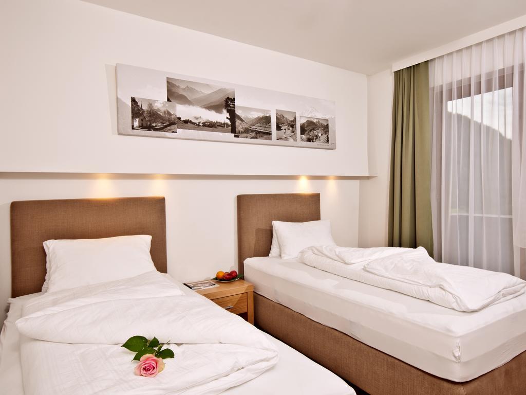 Hotel Neuwirt Finkenberg Zewnętrze zdjęcie