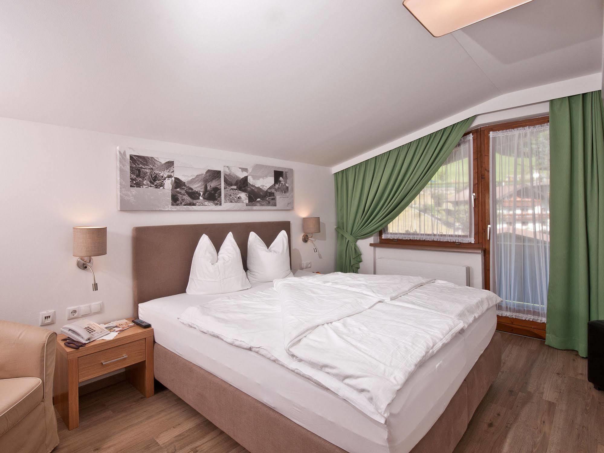 Hotel Neuwirt Finkenberg Zewnętrze zdjęcie
